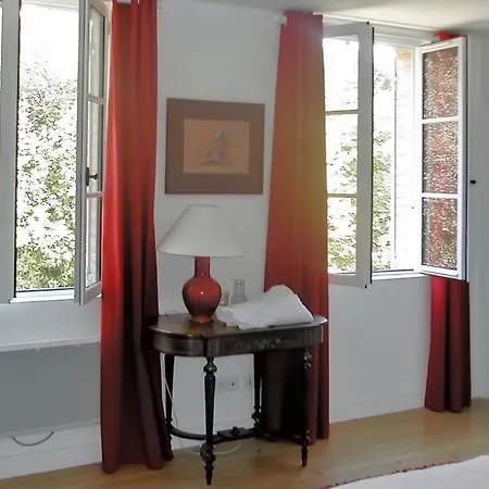 Le Val Des Roses